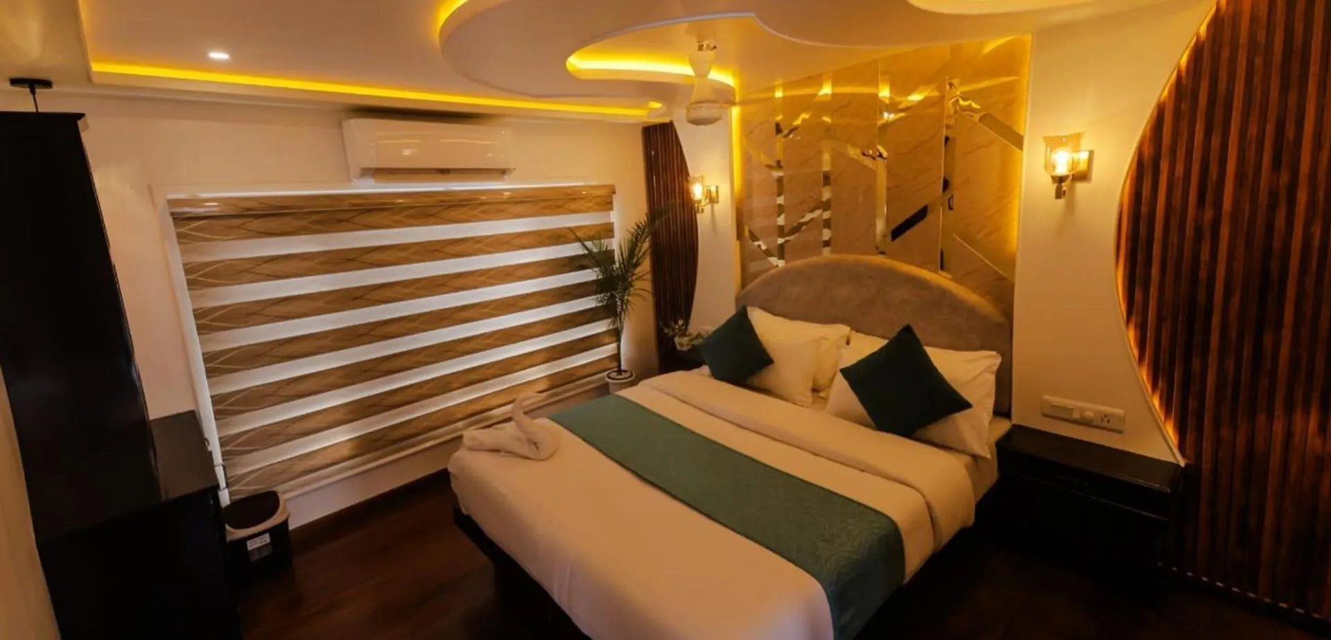 Victoria Houseboats Otel Alappuzha Hindistan